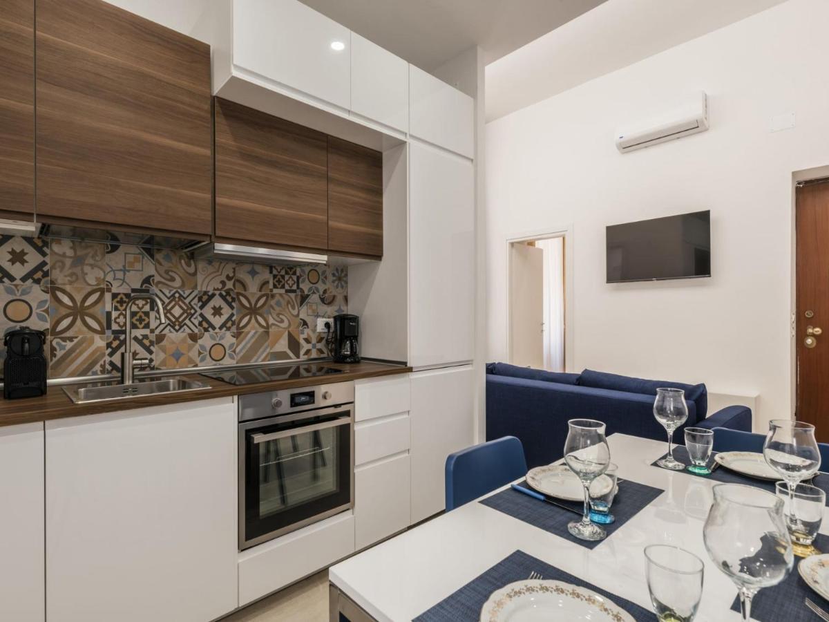The Rent - Two-bedroom Close To San Pietro * Roma